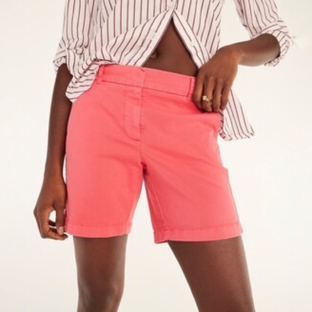 Coral chino shorts